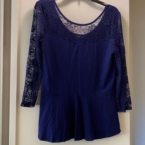 3/4 lace sleeve express blouse navy size XL